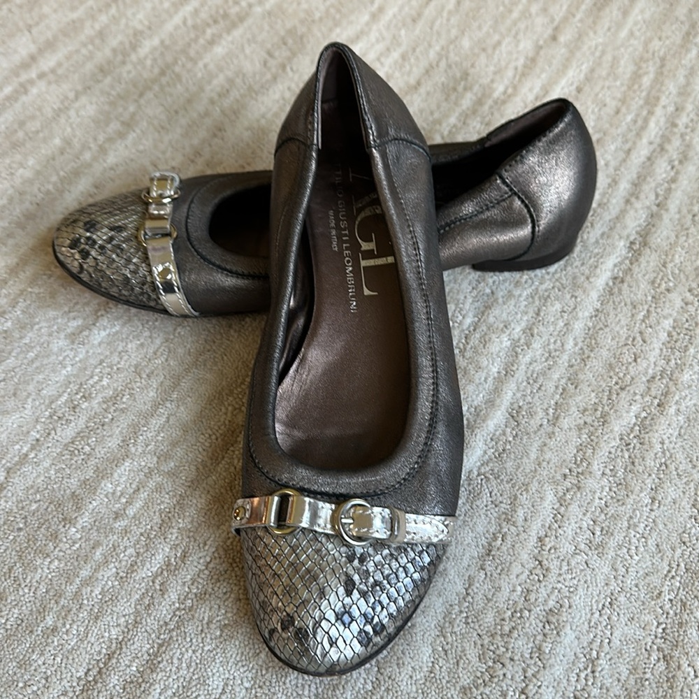 AGL Attilio Giusti Leombroni Ballet Flats Monika Snakeskin Toe Gray US 9 | EU 39